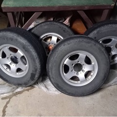 デリカスペースギア タイヤとホイールセット 225/80/15