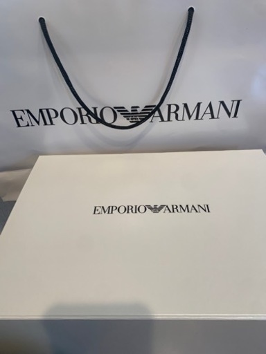 アルマーニ　　キッズダウン新品