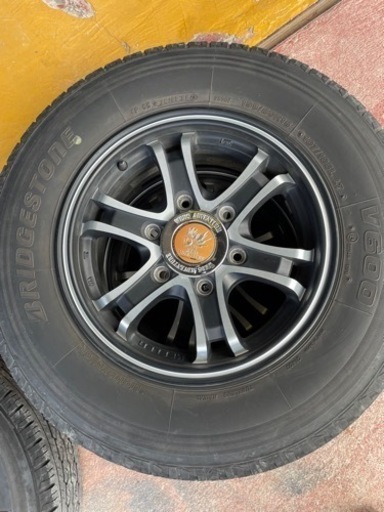 ハイエース、キャラバン用　タイヤホイール4本セット