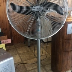 扇風機　アメリカン　ヴィンテージ　
ガレージ　大型の画像