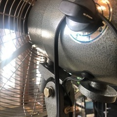 扇風機　アメリカン　ヴィンテージ　
ガレージ　大型の画像