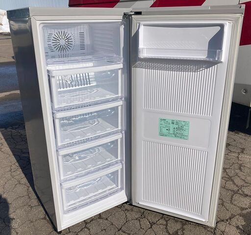 札幌☆ 三菱電機 / 縦型 冷凍庫 120L◇ MF-U12N 右開き フリーザー