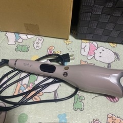 ヘアアイロン簡単に巻き髪ができます