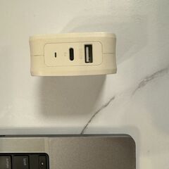 Mac / iPhone など USB, type-c急速充電器【61W/PD 3.0対応/折畳式/2ポートUSB-A & USB-C】 iPhone MacBook Pro、iPad Pro、Galaxyの画像
