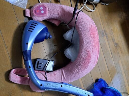 オムロン肩もみ\u0026肩叩きセット1500円