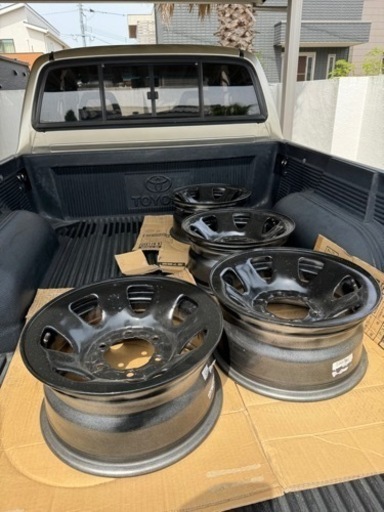 トヨタハイラックスEX CAB RZN 174用純正ホイール