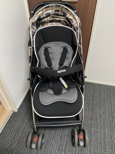 受渡予定者あり ベビーカー　アップリカ　Aprica　オプティア　クッション　ブラック