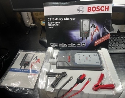 バッテリー充電器