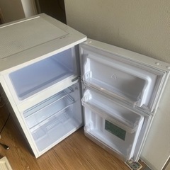 ELSONIC EJ-R832W 2ドア単身用冷蔵庫の画像