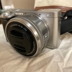 美品】SONY α6000 2420万画素 標準レンズの画像
