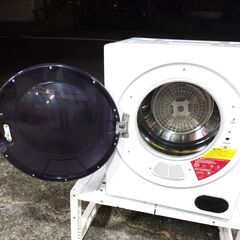 🍎ビーティーエム 衣類乾燥機 小型 3.0kg ES289106BAAの画像