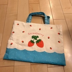 ⭐︎新品　レッスンバッグ　3点セット　上靴入れ　巾着　イチゴ　入園　入学の画像