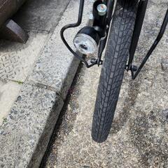 折りたたみ自転車　丸石　２０インチ　６変速　カゴ　付き　黒　配達可能の画像