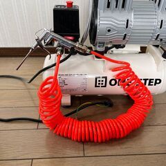 ONE STEP オイルレス エアコンプレッサー 12L 静音 大容量 0.8MPaの画像