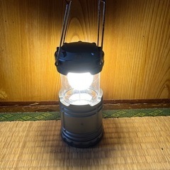 折り畳めるランタン　キャンプ　雑貨　ランタン