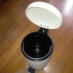 ペダルペール(アイボリー)  未使用品の画像