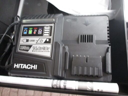 日立　HITACHI　WH36DA(2XP)　インパクトドライバ　中古美品　バッテリ18-36V二個/充電器付き　【ハンズクラフト宜野