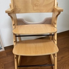 予定者あり　ベビーチェア　カトージ　クッション美品付きの画像
