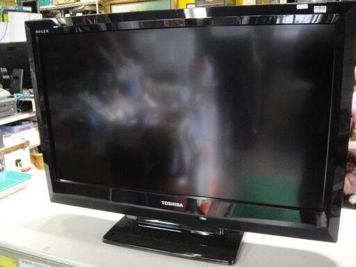 セール中につき、通常特価9,878円より20％引きの7,902円!　東芝　32型液晶テレビ　レグザ32A1S　リモコン・取説付き