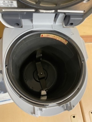 【値下げしました！】パナソニック 家庭用生ごみ処理機 温風乾燥式 6L シルバー MS-N53-S No2562