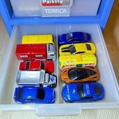 トミカパーキングケース24     ミニカー付きの画像