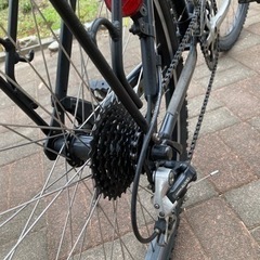 自転車 クロスバイクの画像