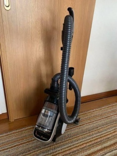 日立　サイクロン掃除機　CV-SC100