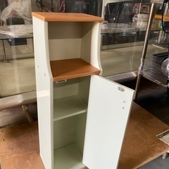 トイレ収納の画像