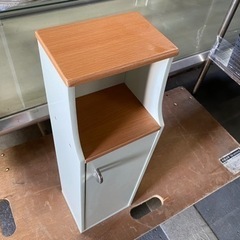 トイレ収納の画像