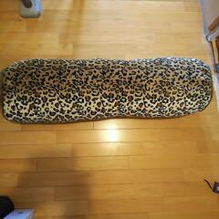 豹柄クッション 引き取り限定