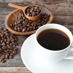 土日のみ≪高時給1600円≫未経験OK♪コーヒーショップでのホー...