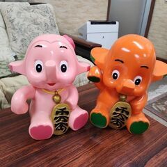 佐藤製薬のサトちゃん の貯金箱 