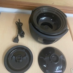 【値下げしました】長谷園×siroca 全自動炊飯土鍋 かまどさん電気 SR-E111[3合炊き/おかゆ/おこげ/乾燥モード/雑穀米] No2633の画像