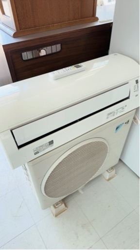 ダイキンエアコン　6畳から8畳用　家電 季節、空調家電 エアコン