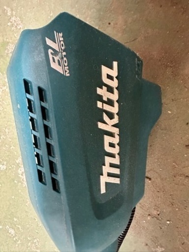 makita  バッテリー式草刈機