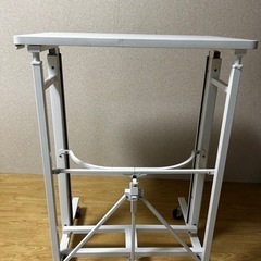 スタンディングデスク（E-WIN）の画像