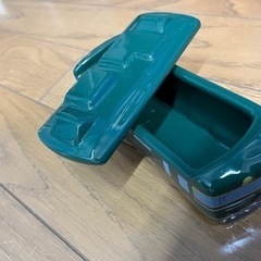 電車　陶器の画像