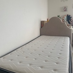 定価69000円　フランフラン❤︎シングルベッド