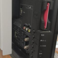 SHARP 32型 地デジ対応TV 周辺機器の画像