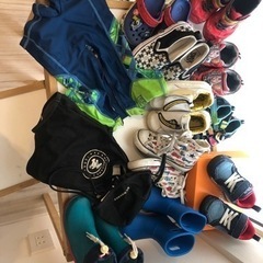 子供服　まとめ売り水着靴