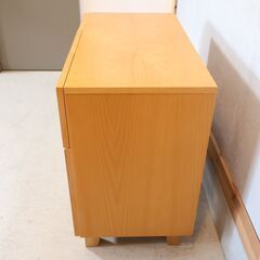 unico(ウニコ)で取り扱われていたMIO(ミオ)ミドルチェスト。ブナ無垢材を使用したシンプルな洋タンスは北欧スタイルやナチュラルテイストのインテリアとの相性抜群！丸みのあるハンドルがアクセントに！の画像