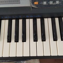 カシオキーボード（楽譜付）の画像