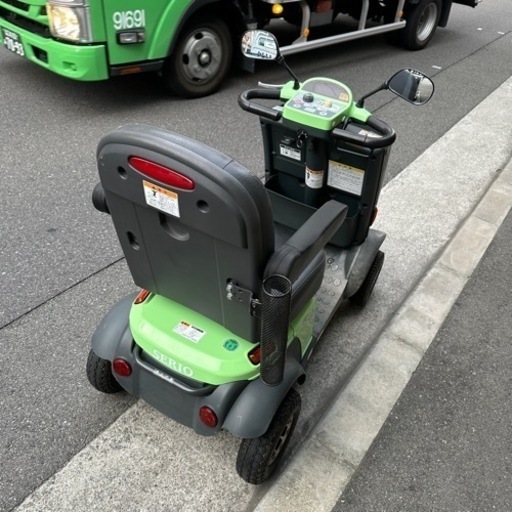 美車　電動シニアカー