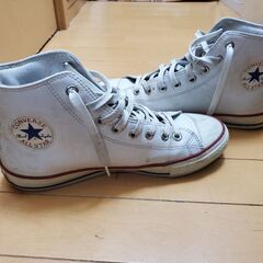 人気のコンバース　CONVERSE　us7　2/1　およそ24～25cmの画像