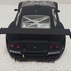 最終大幅値下げ！京商　フェラーリ575GTC Evoluzione 2005 18分の1スケールの画像