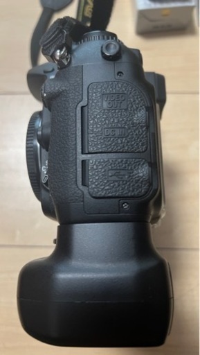 ★美品★Nikon D200+バッテリーグリップMB-D200元箱付★