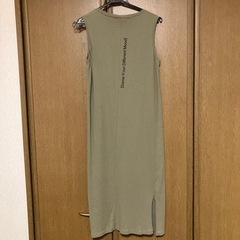 ノースリーブ　ワンピース