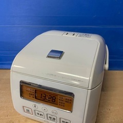 ♦️TOSHIBA ジャー炊飯器【2015年製 】RC-55J