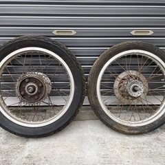 GB250 クラブマン タイヤ ホイール 前後 バイク の画像