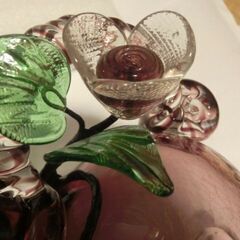 ★琉球ガラス、★綺麗花付き、★ひび模様です（琉球ガラスの特徴です）、デカンタ、👉★お問い合わせ前にプロフィールを必読ですの画像